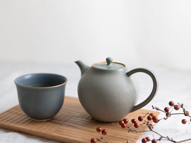 11 丘上八雲（陶器） | 手乃音